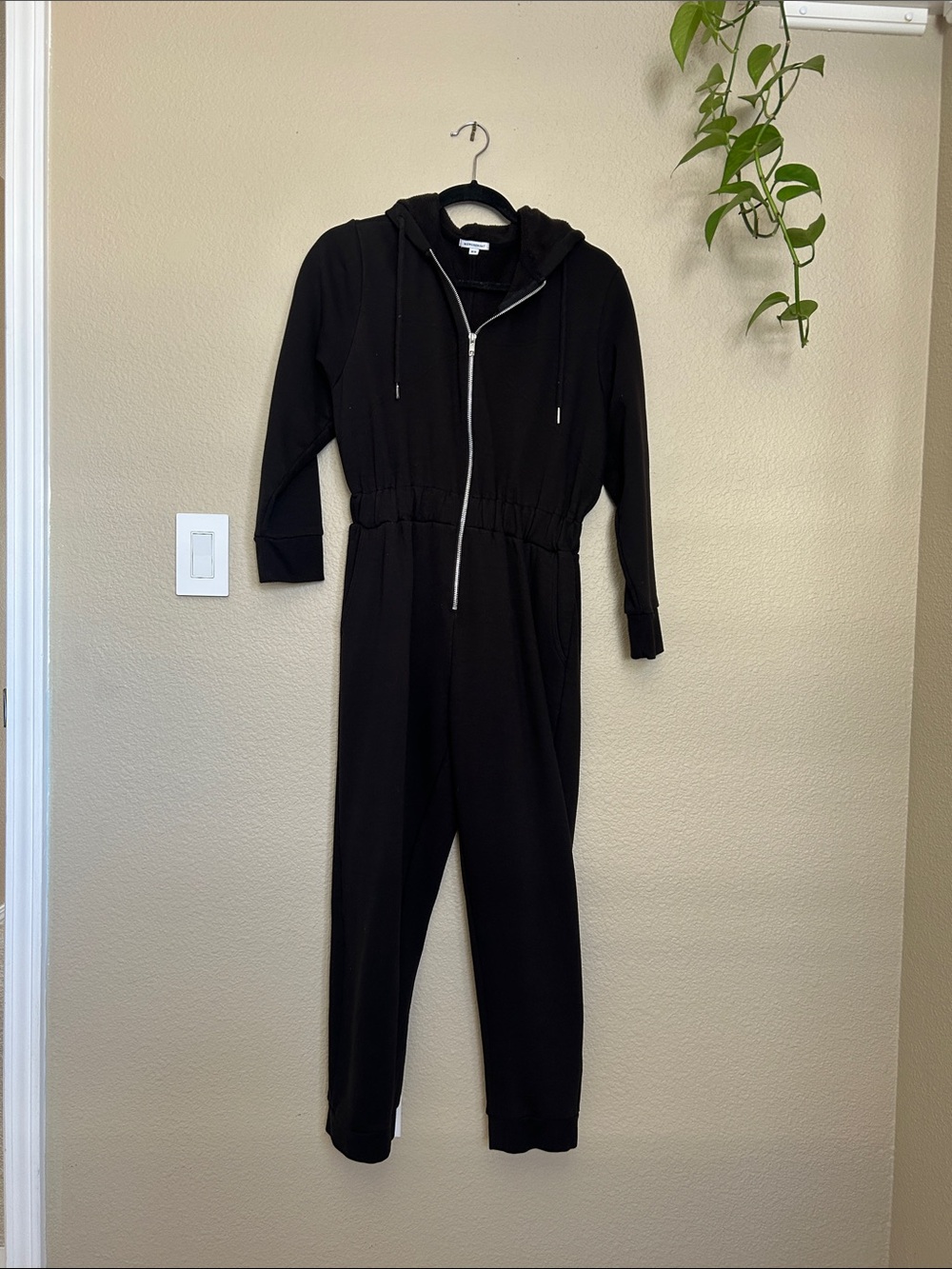WeWoreWhat Black Zip-Front Hooded One-Piece